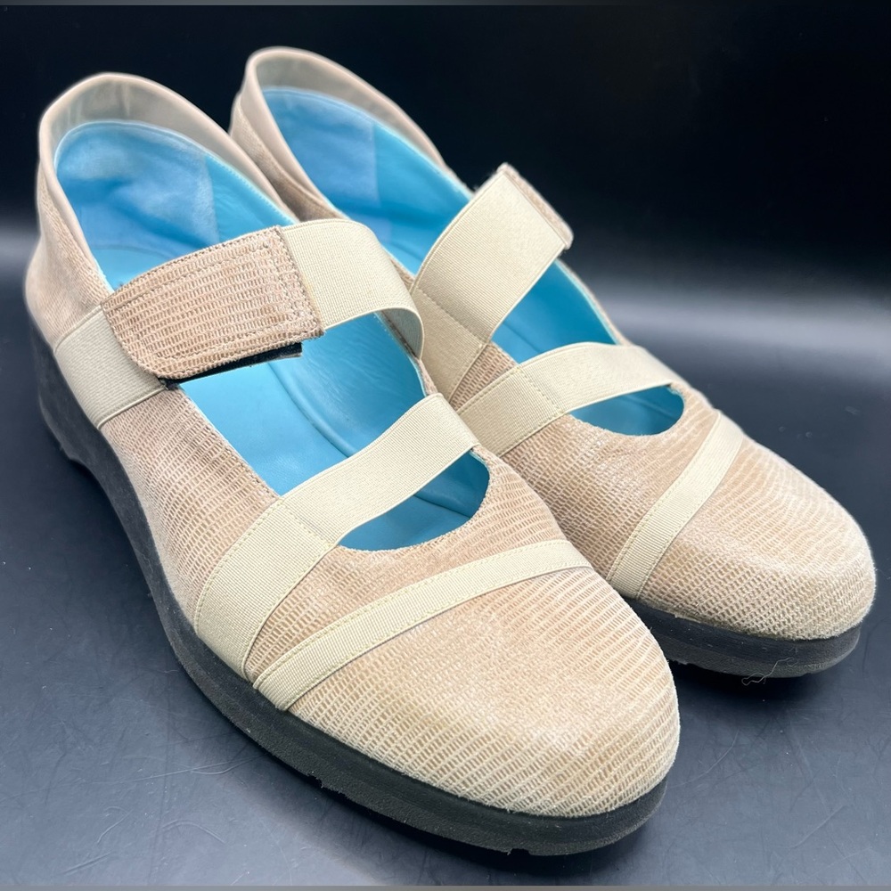Thierry Rabotin Beige and Blue - Size: 41, Pre-Owned